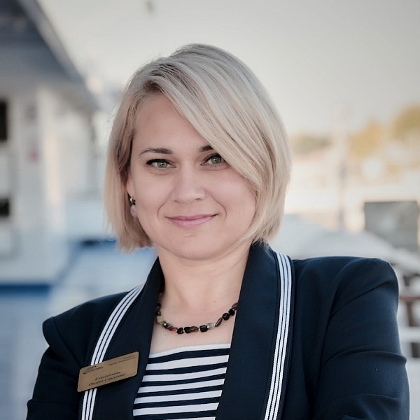 Елисеенкова Оксана Сергеевна